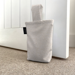 Laden Sie das Bild in den Galerie-Viewer, McAlister Textiles Albany Natural Doorstop Doorstops