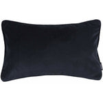 Laden Sie das Bild in den Galerie-Viewer, McAlister Textiles Matt Black Piped Velvet Cushion Cushions and Covers