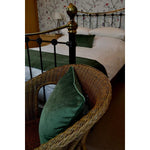 Laden Sie das Bild in den Galerie-Viewer, McAlister Textiles Matt Moss Green Piped Velvet Cushion Cushions and Covers 
