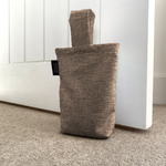 Laden Sie das Bild in den Galerie-Viewer, McAlister Textiles Albany Chocolate Brown Doorstop Doorstops 
