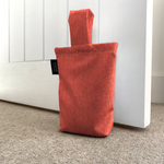 Laden Sie das Bild in den Galerie-Viewer, McAlister Textiles Albany Red Doorstop Doorstops 
