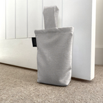 Laden Sie das Bild in den Galerie-Viewer, McAlister Textiles Albany Soft Grey Doorstop Doorstops 
