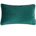 Laden Sie das Bild in den Galerie-Viewer, McAlister Textiles Matt Emerald Green Piped Velvet Cushion Cushions and Covers 
