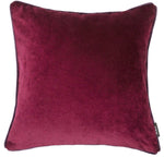 Laden Sie das Bild in den Galerie-Viewer, McAlister Textiles Matt Wine Red Velvet 43cm x 43cm Contrast Piped Cushion Sets Cushions and Covers 
