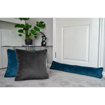 Laden Sie das Bild in den Galerie-Viewer, McAlister Textiles Matt Charcoal Grey Contrast Piped Velvet Cushion Cushions and Covers 
