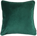 Laden Sie das Bild in den Galerie-Viewer, McAlister Textiles Matt Emerald Green Velvet 43cm x 43cm Piped Cushion Sets Cushions and Covers 
