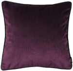 Laden Sie das Bild in den Galerie-Viewer, McAlister Textiles Matt Aubergine Purple Velvet 43cm x 43cm Piped Cushion Sets Cushions and Covers 
