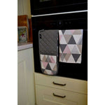 Laden Sie das Bild in den Galerie-Viewer, McAlister Textiles Vita Pink Cotton Print Single Oven Mitt Kitchen Accessories 
